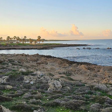 Paphos Dahan Sirena Lighthouse Luxury Apartment מראה חיצוני תמונה
