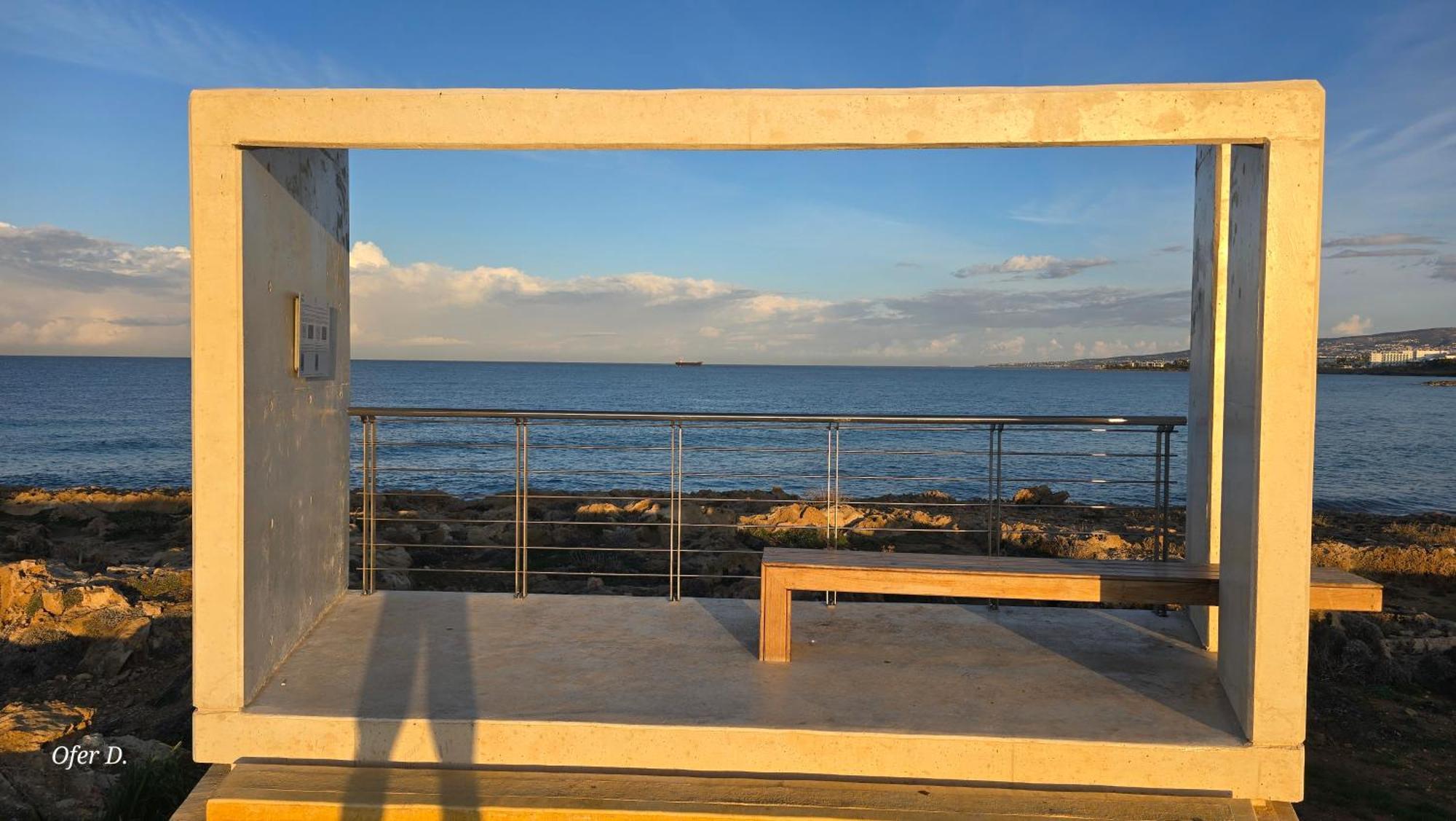 Paphos Dahan Sirena Lighthouse Luxury Apartment מראה חיצוני תמונה